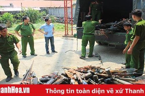 Vận động nhân dân giao nộp 84 khẩu súng tự chế