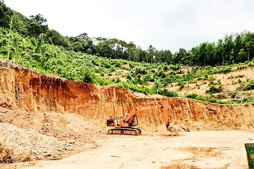Khánh Sơn: Đất tăng giá, khó đền bù