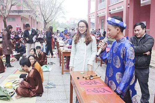 Xây dựng Trường THPT chuyên Lê Quý Đôn đáp ứng đào tạo nguồn nhân lực chất lượng cao