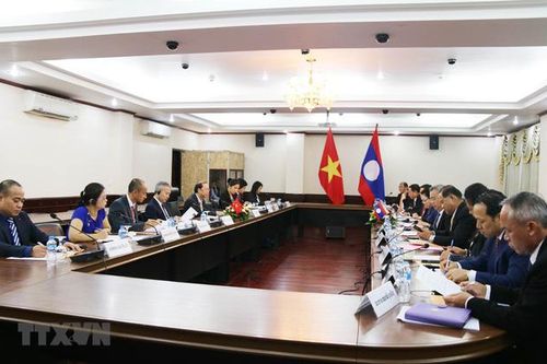 Tham khảo chính trị Việt Nam - Lào lần thứ 4
