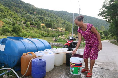 Dân xã đảo ở Hội An 'đến hẹn lại khát nước sinh hoạt'