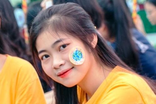Hành trình đến thủ khoa của những cô gái