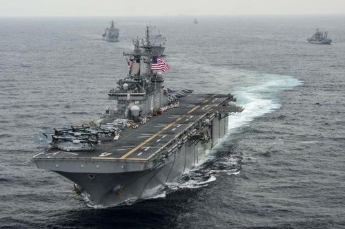 Mỹ bắn rơi thiết bị bay Iran ở eo biển Hormuz