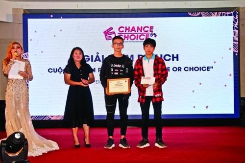 Làm thế nào để trẻ hóa đội ngũ văn nghệ