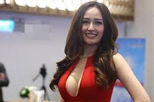 Mai Phương Thúy: 'Tôi béo quá nên không gợi cảm được'