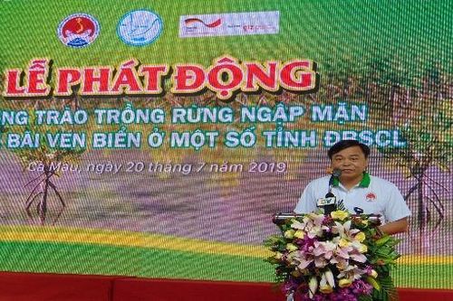 Họp bàn chống thiên tai và phát động trồng rừng ngập mặn tại Cà Mau