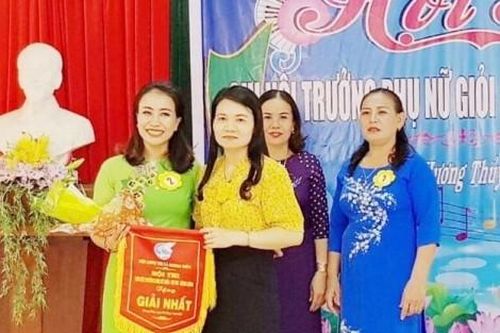 Chính trị - Xã hội Phụ nữ Phụ nữ Hương Thủy thi tự tin, năng động