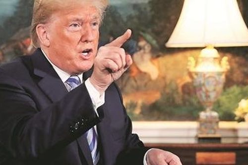 Tổng thống Trump tuyên bố Iran sẽ phải 'trả giá chưa từng có'