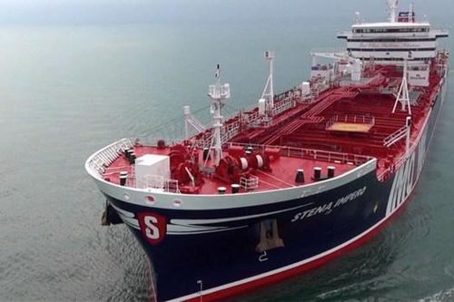 Tàu chở dầu Anh bị bắt giữ vì hành vi vô nhân đạo với tàu Iran?