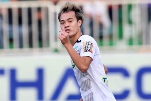 Tuấn Anh ghi bàn đầu tiên sau 4 năm, HAGL đánh bại SLNA