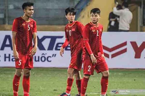 Du đấu Trung Quốc, không phải là U.22 mạnh nhất