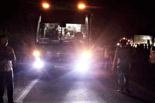 Va chạm với xe khách trong đêm, 2 bé gái ở Quảng Nam chết thương tâm