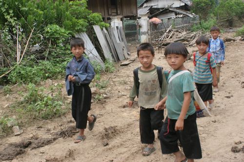 Huy động nội lực để giảm nghèo bền vững - Bài 1: Lấy cộng đồng làm định hướng