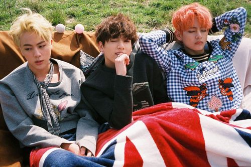 Đã mắt với loạt gif nhan sắc của bộ ba 'Tam giác quỷ Bermuda' BTS: Jin, V, Jungkook
