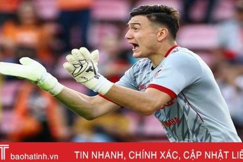 Văn Lâm lọt vào đội hình tiêu biểu vòng 19 Thai League