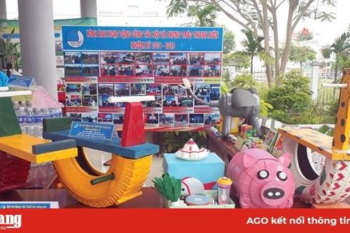 Phú Tân: Ngày hội sáng tạo sản phẩm từ nguyên liệu tái chế