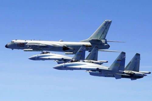 Trung Quốc tập trận với Su-35 nâng cấp trên Biển Đông