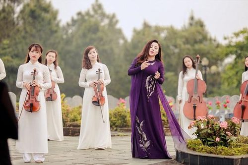 MV 'Gửi vào thương nhớ' của NSƯT Tố Nga khiến người xem nhói đau vì tình cha con thời chiến