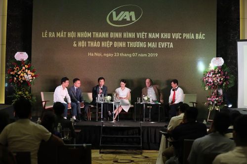Nỗ lực đưa sản phẩm nhôm Việt ra thế giới