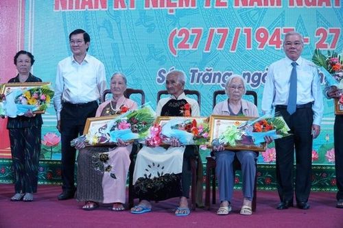 Sóc Trăng tri ân người có công tiêu biểu