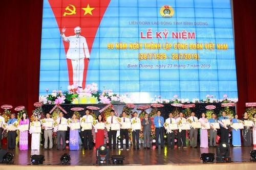Tuyên dương 90 Chủ tịch Công đoàn cơ sở tiêu biểu