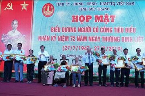 Sóc Trăng: Họp mặt biểu dương người có công tiêu biểu