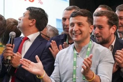 Ukraine: Đảng Phụng sự Nhân dân của đương kim Tổng thống giành chiến thắng áp đảo tại Quốc hội