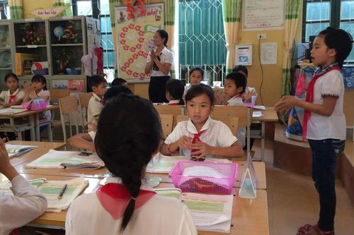 Không tăng học phí năm học mới cùng một thời điểm