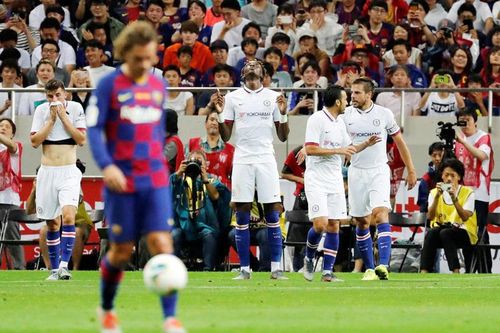 Griezmann ra mắt tệ hại, Barca thua thảm Chelsea