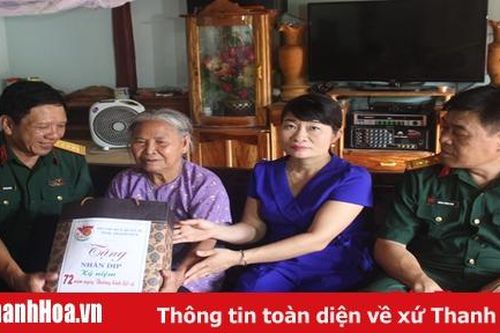 Bộ CHQS tỉnh Thanh Hóa thăm, tặng quà gia đình chính sách tại huyện Vĩnh Lộc