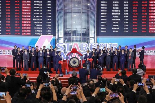 Ra mắt sàn chứng khoán công nghệ, Trung Quốc có thêm 3 tỷ phú USD