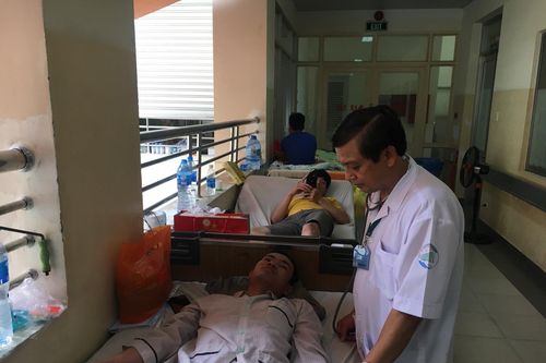 Sốt xuất huyết ở người lớn tăng cao