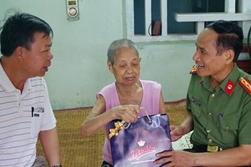 Công an Thái Bình tri ân người có công với cách mạng