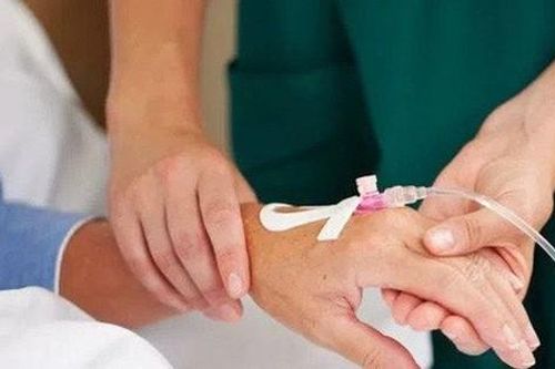 Sự thật đau lòng về điều trị ung thư bằng thực dưỡng, nhịn ăn kiêng đạm