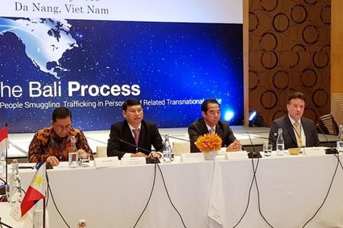 Việt Nam kiên quyết phòng, chống di cư trái phép và mua bán người