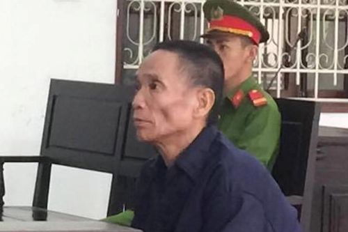 Kẻ đánh chết bạn nhậu thành khẩn nhận tội