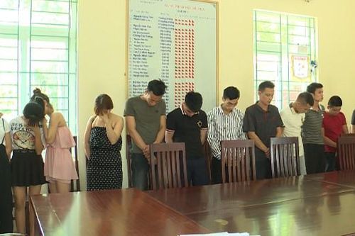 Nhóm nam nữ 'chơi ma túy tới sáng' trong quán Karaoke ở Vĩnh Phúc