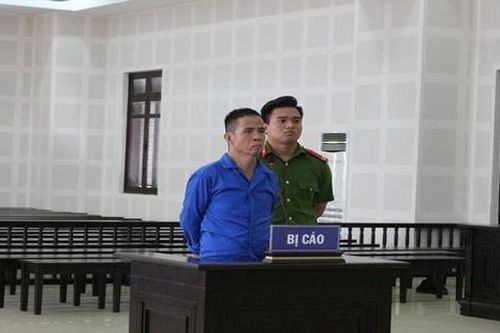 Nam thanh niên lĩnh 20 năm tù vì nhận giùm ma túy