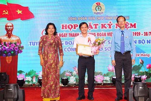 Tuyên dương 90 đoàn viên, cán bộ nữ công tiêu biểu