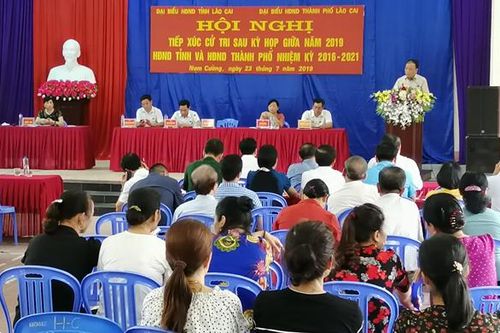 Đại biểu HĐND tỉnh, thành phố Lào Cai tiếp xúc cử tri các phường phía Nam