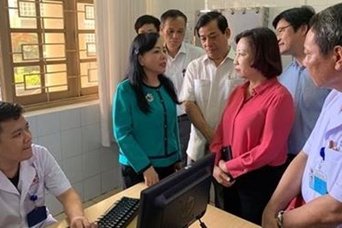 Phải đẩy mạnh truyền thông để thu hút bệnh nhân