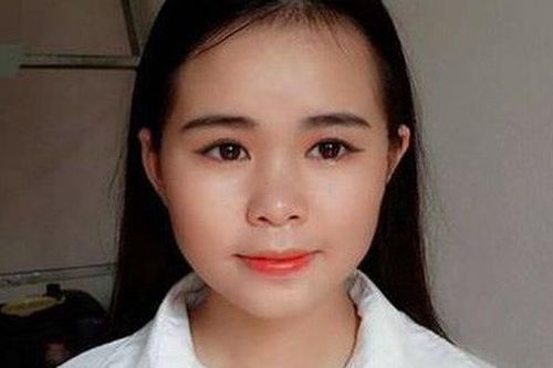 Đạt 27,75 điểm khối C, nữ sinh mồ côi người Thái tất bật làm thêm trang trải việc học