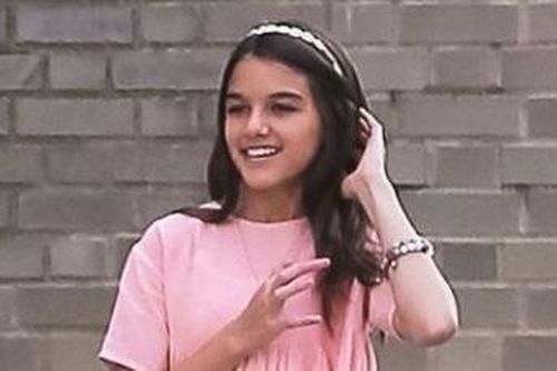 Suri Cruise cao ráo, ra dáng thiếu nữ khi dạo phố