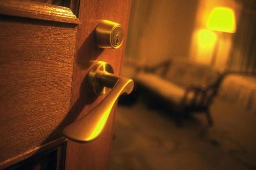 Nữ Việt kiều báo mất hơn một tỷ trong khách sạn