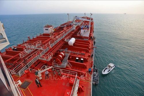 Iran 'đánh tiếng' muốn trao đổi các tàu chở dầu với Anh