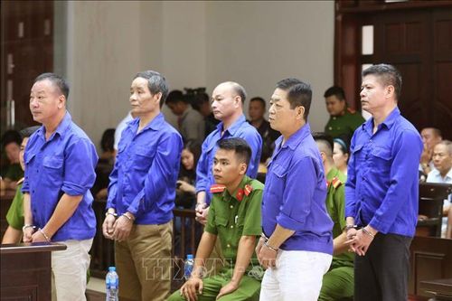 Mở lại phiên tòa xét xử Hưng 'kính' trong vụ bảo kê chợ Long Biên, Hà Nội