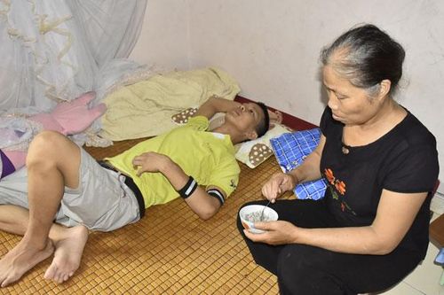 Mong được ghép thận để duy trì sự sống