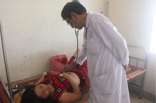 Chính trị - Xã hội Theo dòng thời sự Quảng Điền: Hơn 10 người nhập viện sau tiệc cưới do ngộ độc thực phẩm