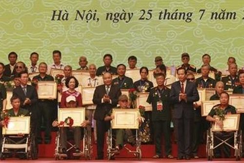 Những tấm gương lay động lòng người, lan tỏa tinh thần vượt khó: