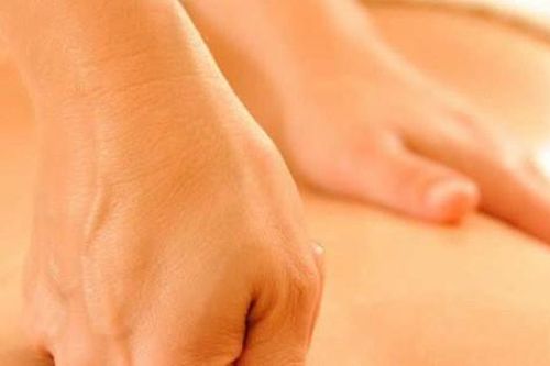 Coi chừng tử vong, liệt chi vì bấm huyệt, massage